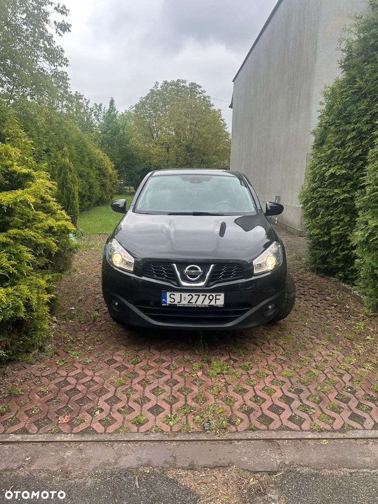 Nissan Qashqai - 2