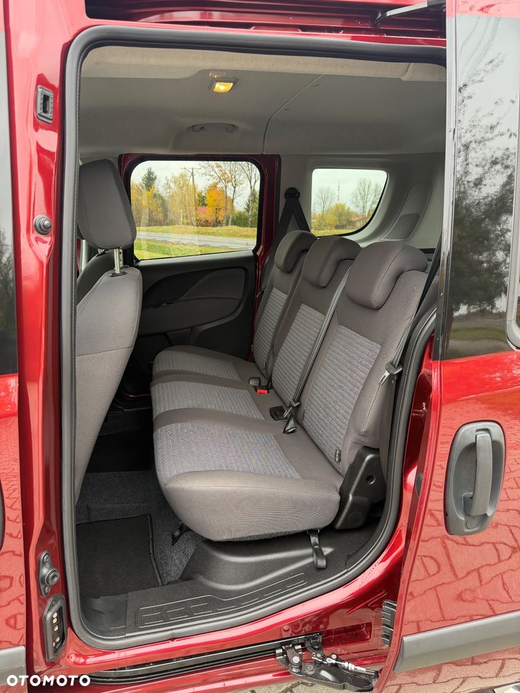 Fiat Doblo 1.4 T-Jet 16V Lounge - 12
