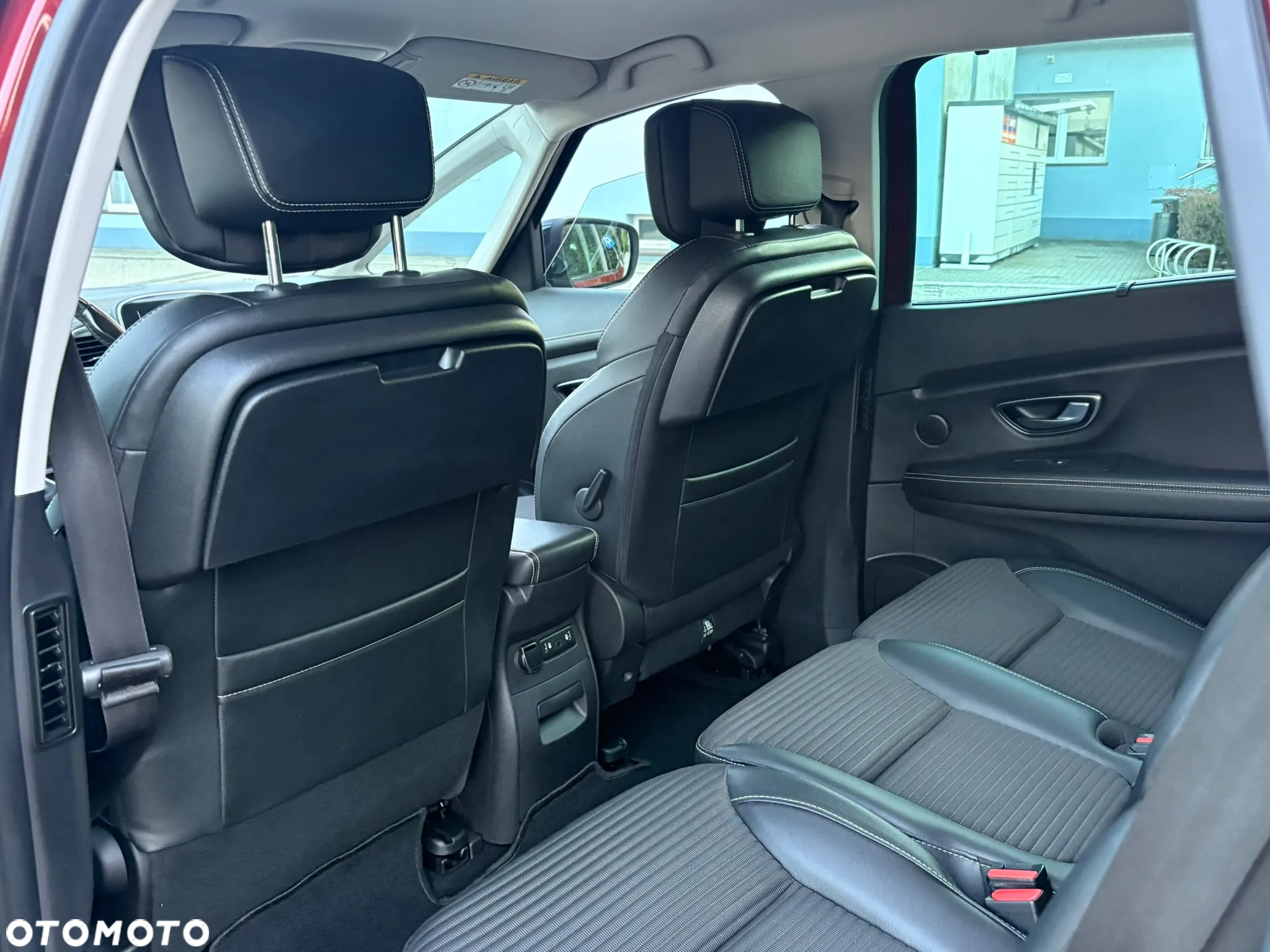 Renault Grand Scenic ENERGY TCe 115 S&S Bose Edition - 10