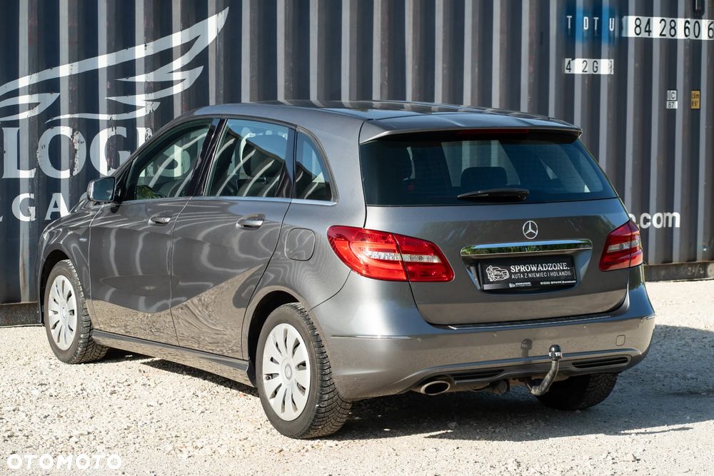Mercedes-Benz Klasa B 180 BlueEFFICIENCY Edition - 6