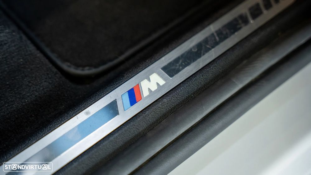 BMW X5 45 e xDrive Pack M - 24