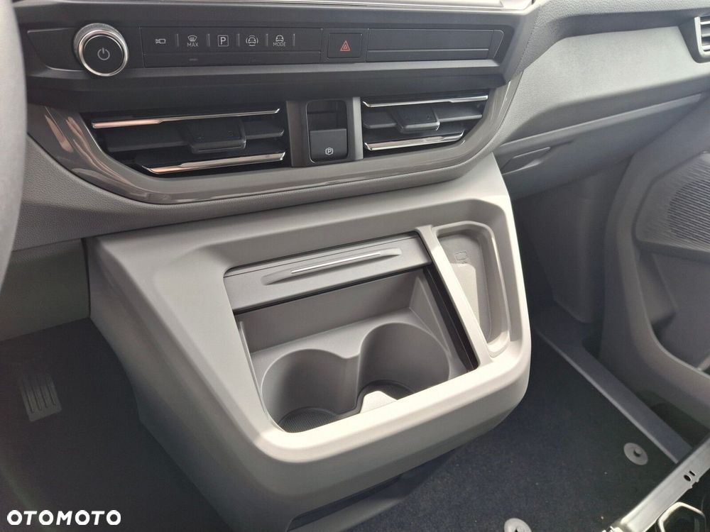 Volkswagen Caravelle 2.0 TDI L2 - 24