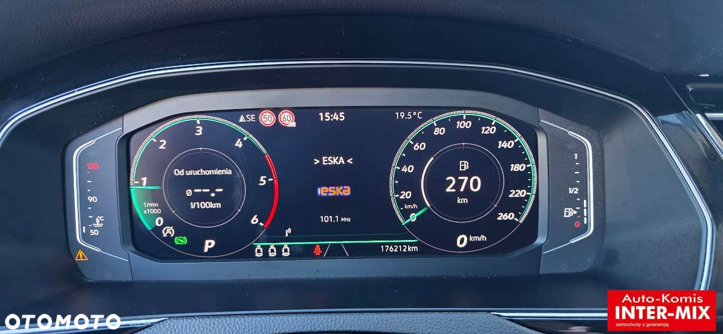 Volkswagen Passat - 23