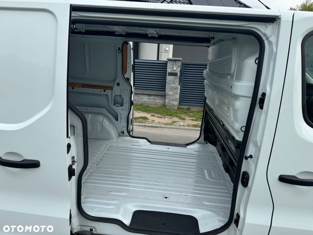 Renault TRAFIC - 9