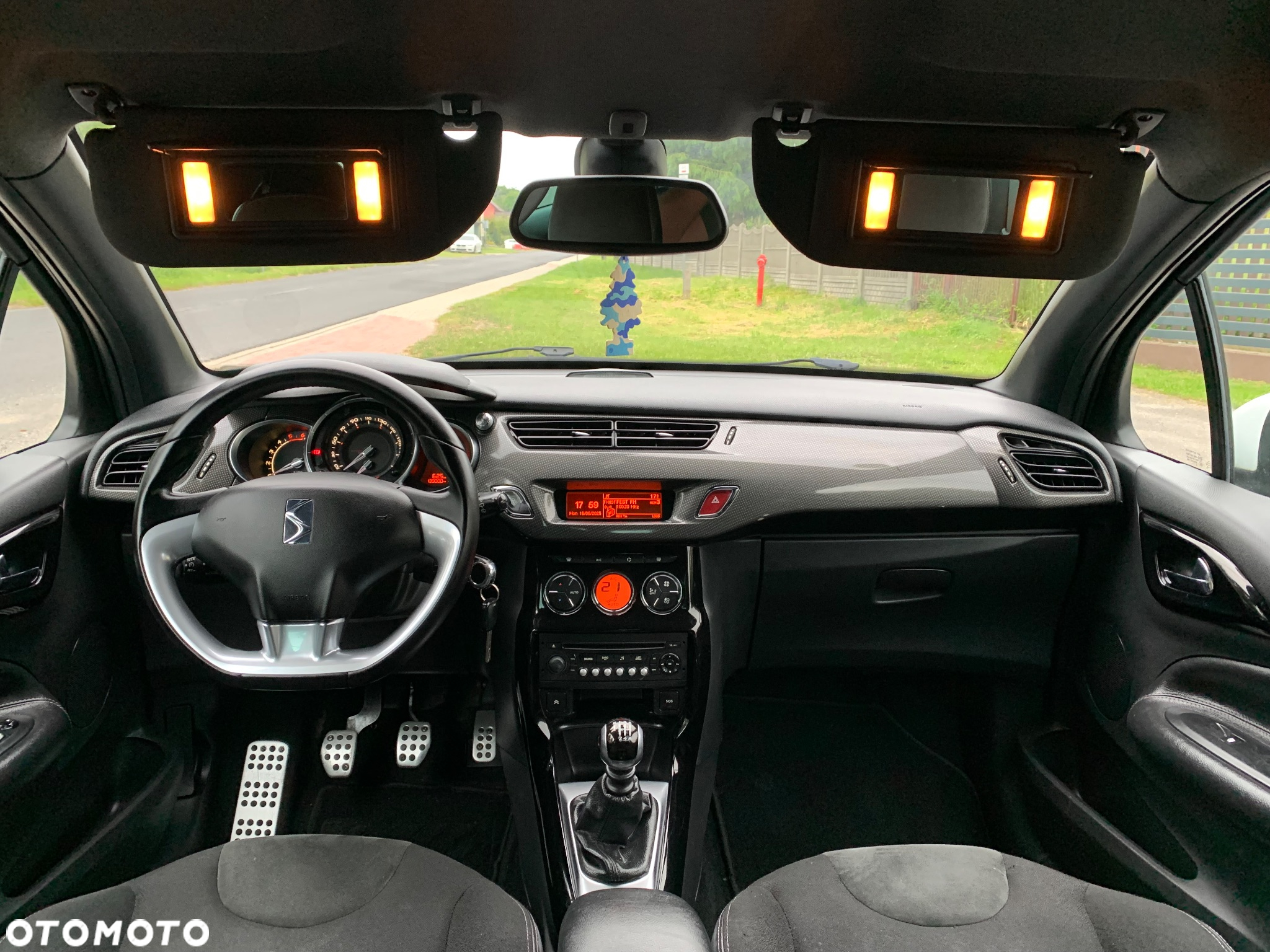 Citroën DS3 e-HDi 110 FAP SportChic - 7
