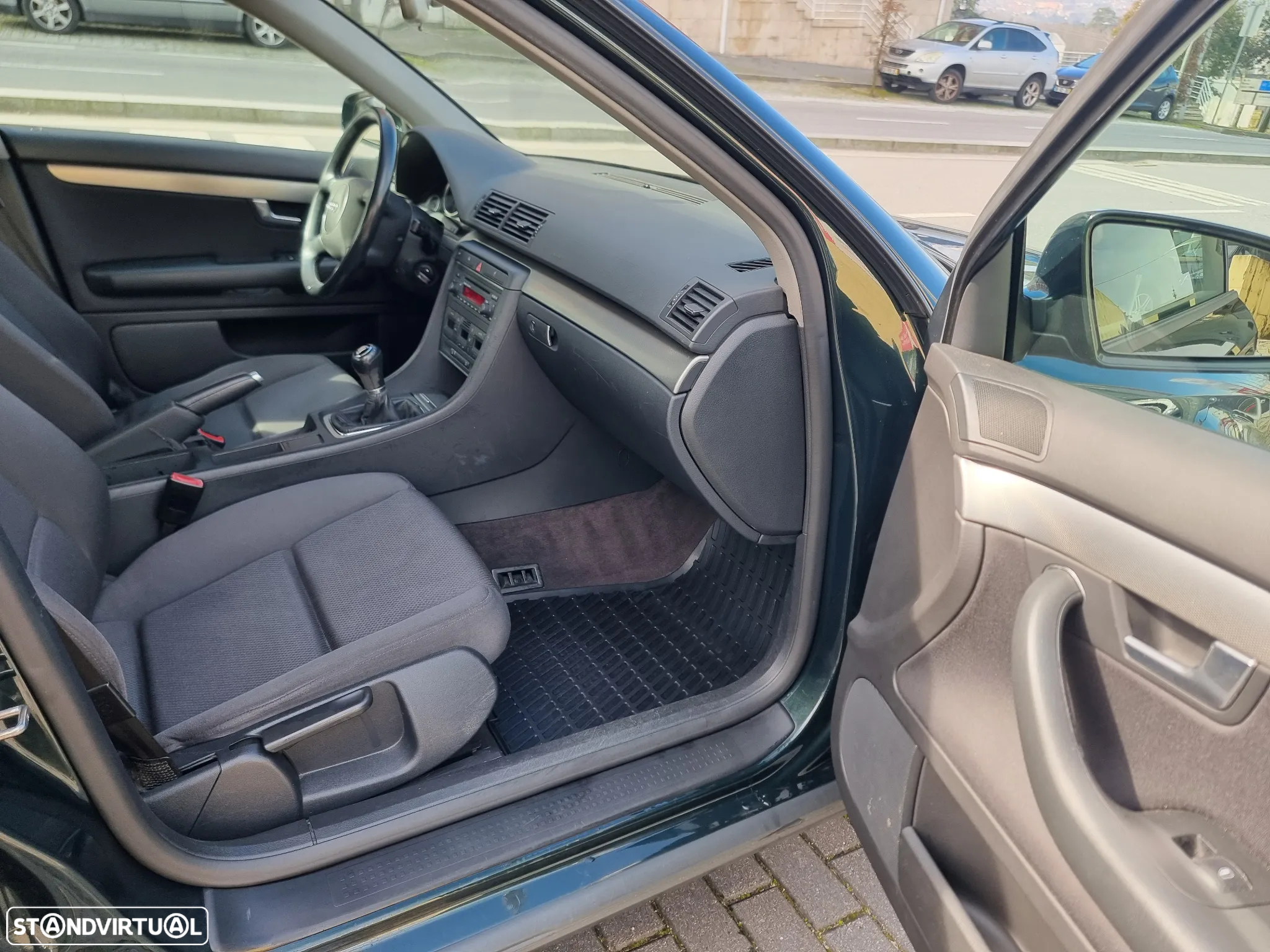 Audi A4 1.6 Exclusive - 13