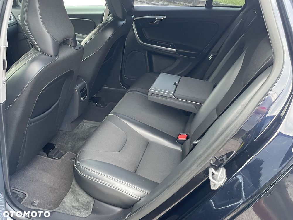 Volvo V60 - 8