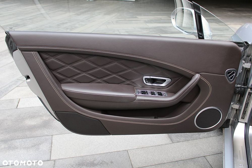 Bentley Continental GT - 33