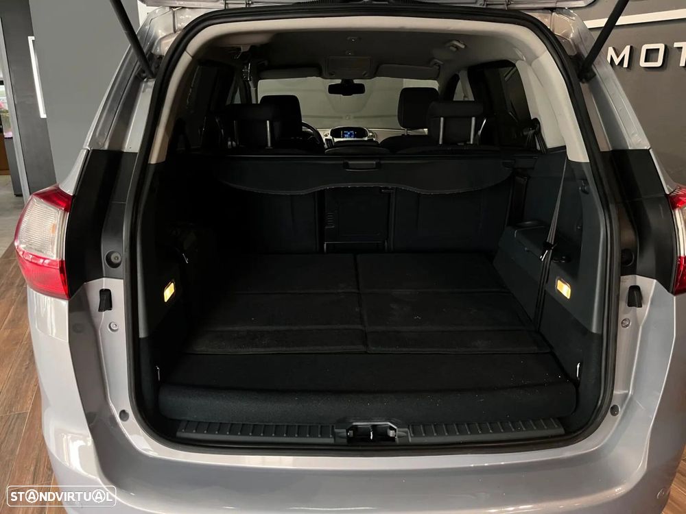 Ford Grand C-Max 1.6 TDCi Titanium S/S - 11