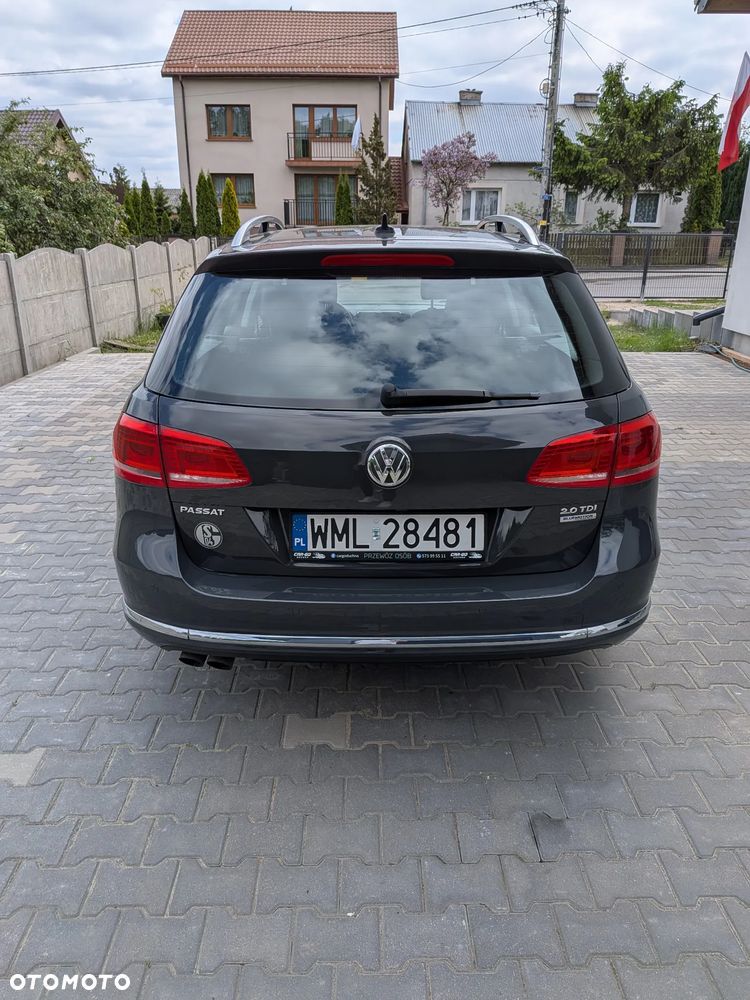 Volkswagen Passat 2.0 TDI Highline - 4