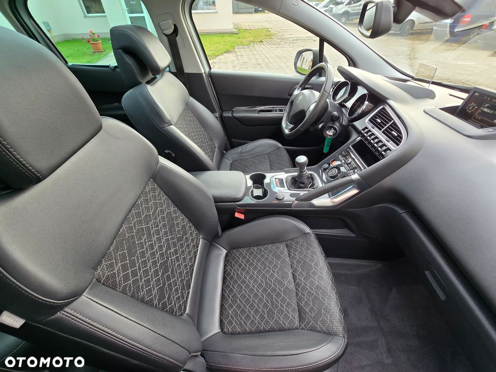 Peugeot 3008 2.0 HDi Allure - 15