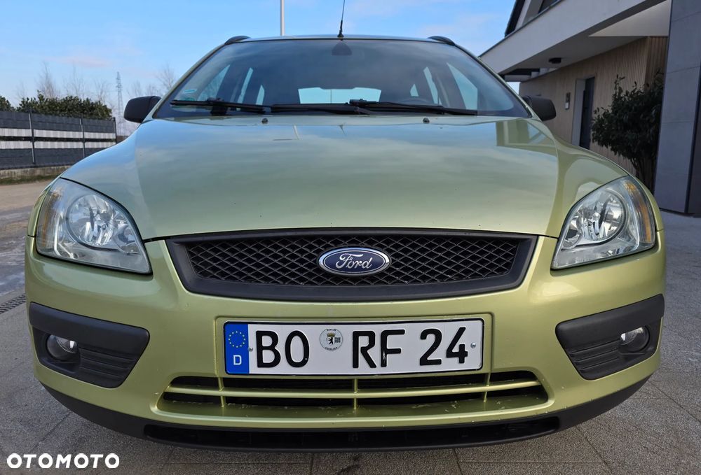 Ford Focus SW 1.6 Turnier Futura - 4
