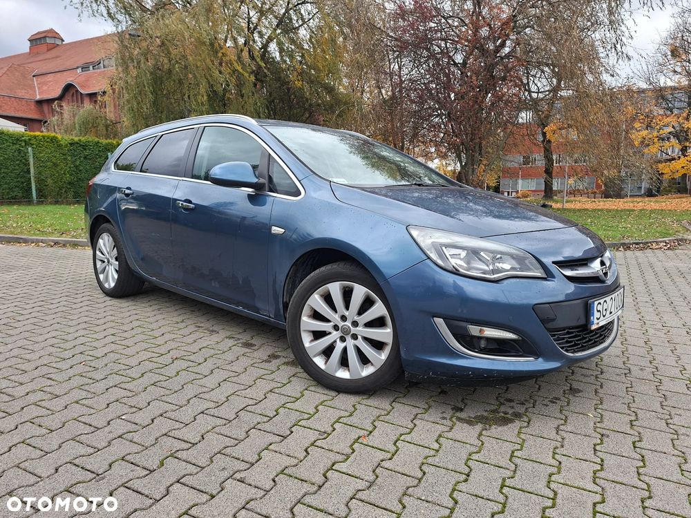 Opel Astra IV 1.4 T Cosmo - 1
