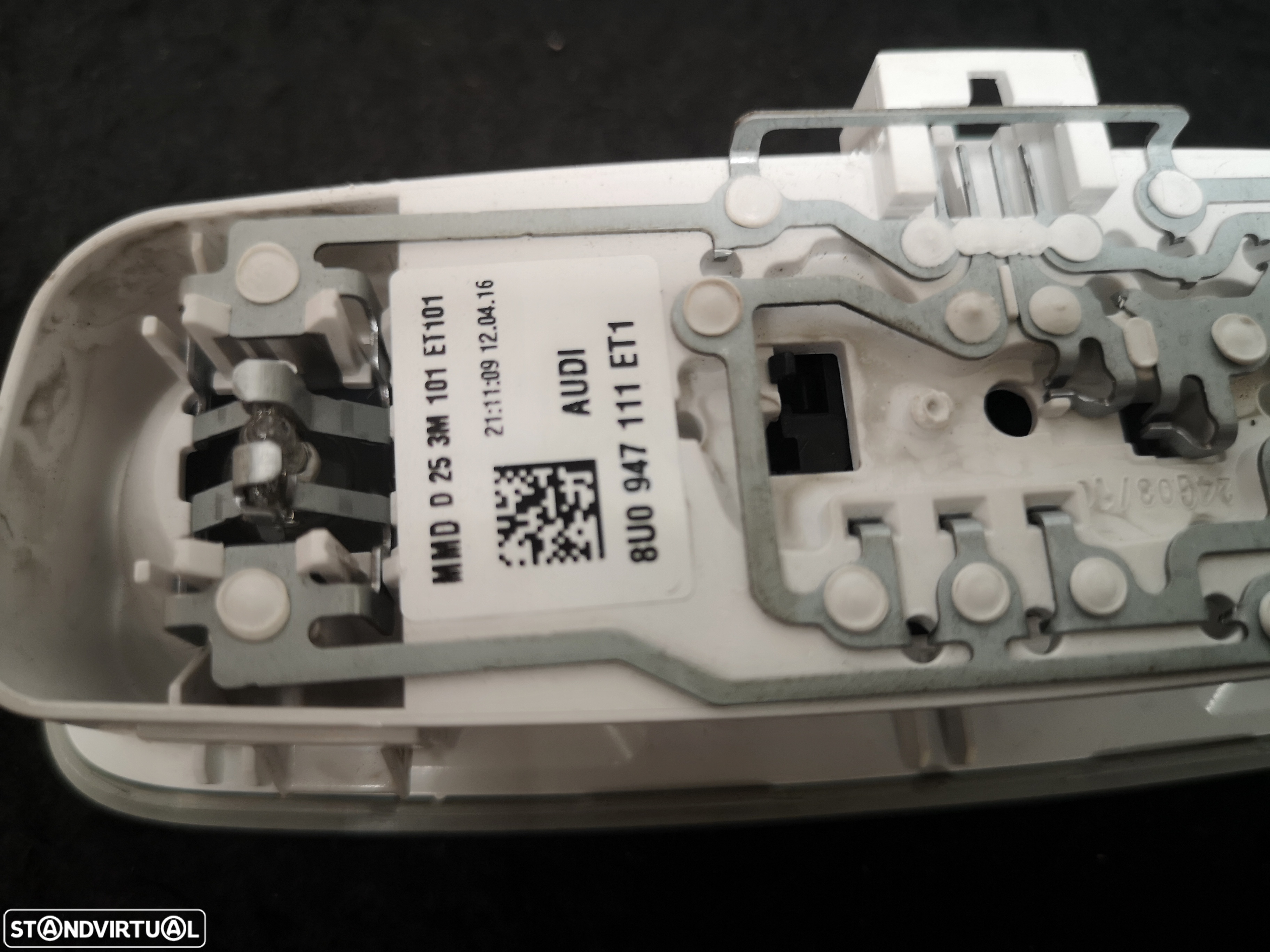 Plafonier Luz interior originais traseiro audi q3 8u 2014+ (2x no estoque) - 6