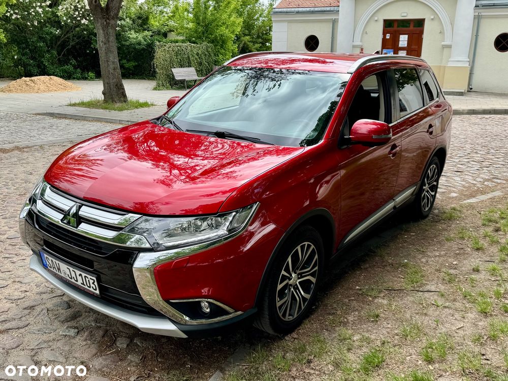 Mitsubishi Outlander - 8