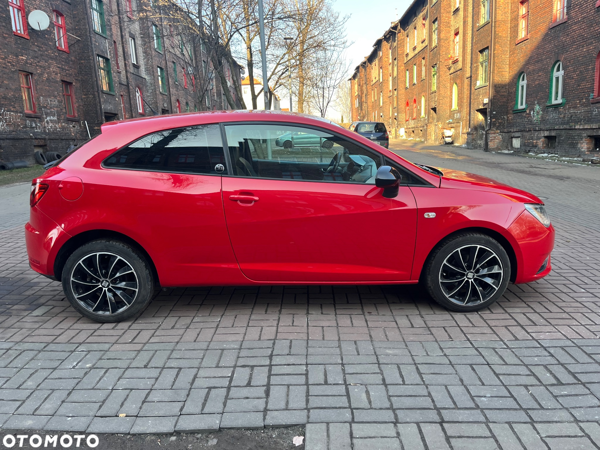 Seat Ibiza SC 1.2 TSI 30 Years - 4