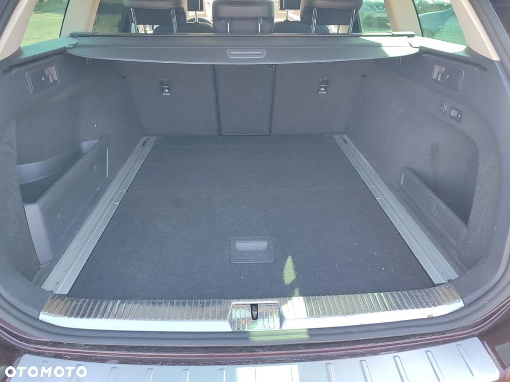 Volkswagen Passat 2.0 TDI SCR 4Motion DDG Highline - 10