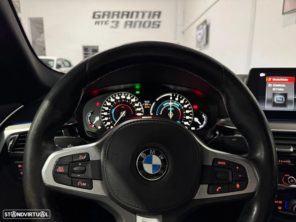 BMW 530 e iPerformance Pack M - 22