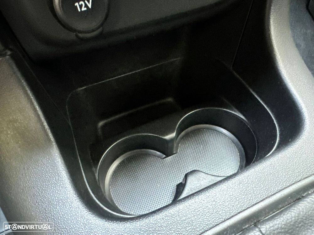 Citroën C3 1.2 PureTech Feel - 20