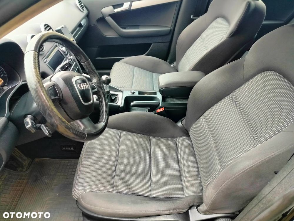 Audi A3 Sportback - 11