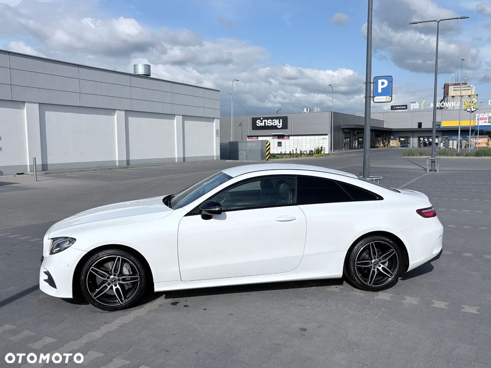 Mercedes-Benz Klasa E 300 9G-TRONIC - 5