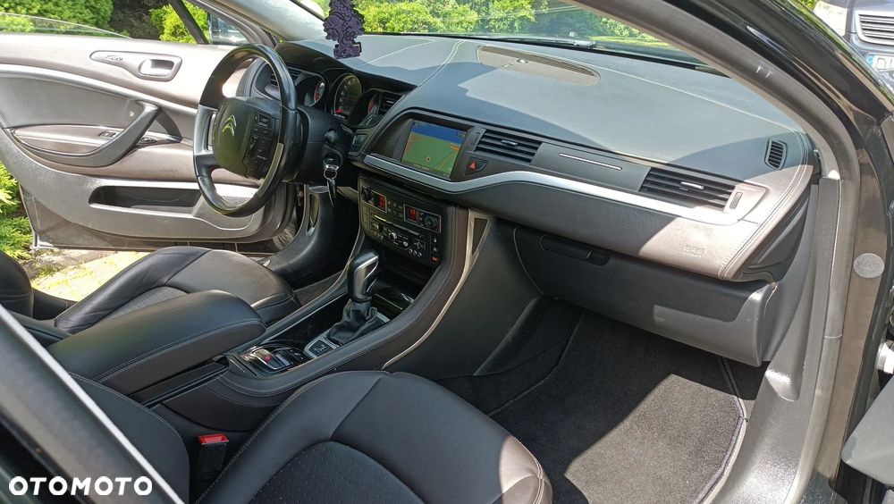 Citroën C5 3.0 HDi V6 Exclusive Equilibre Navi - 26