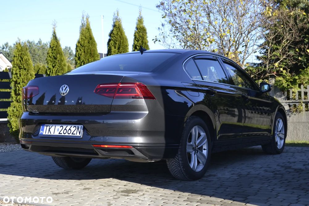 Volkswagen Passat 2.0 TSI Business DSG - 15