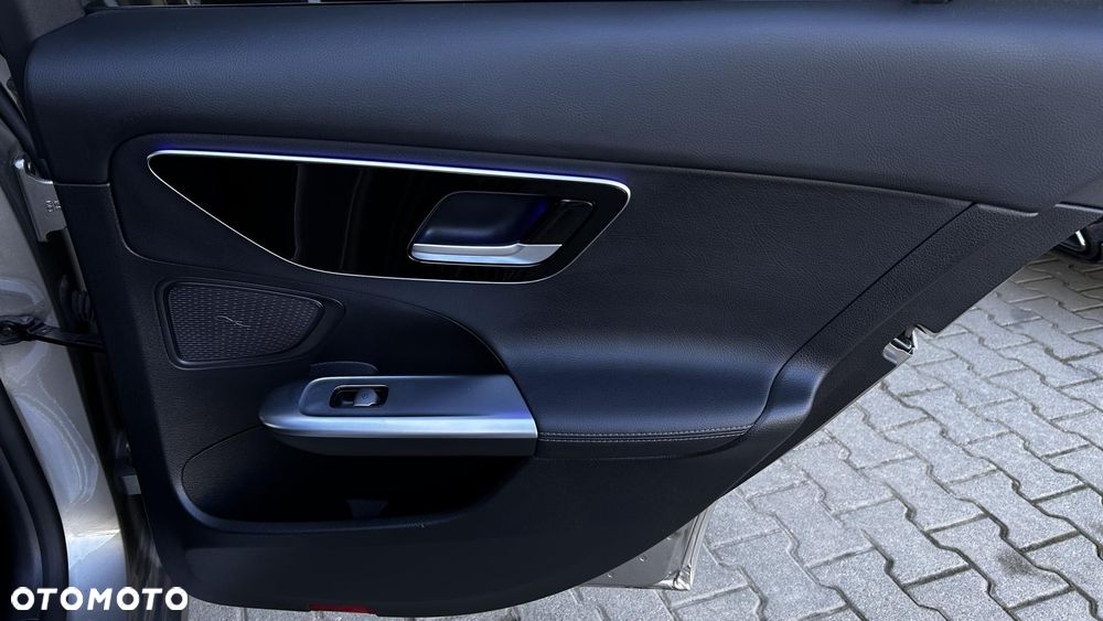 Mercedes-Benz Klasa C - 22