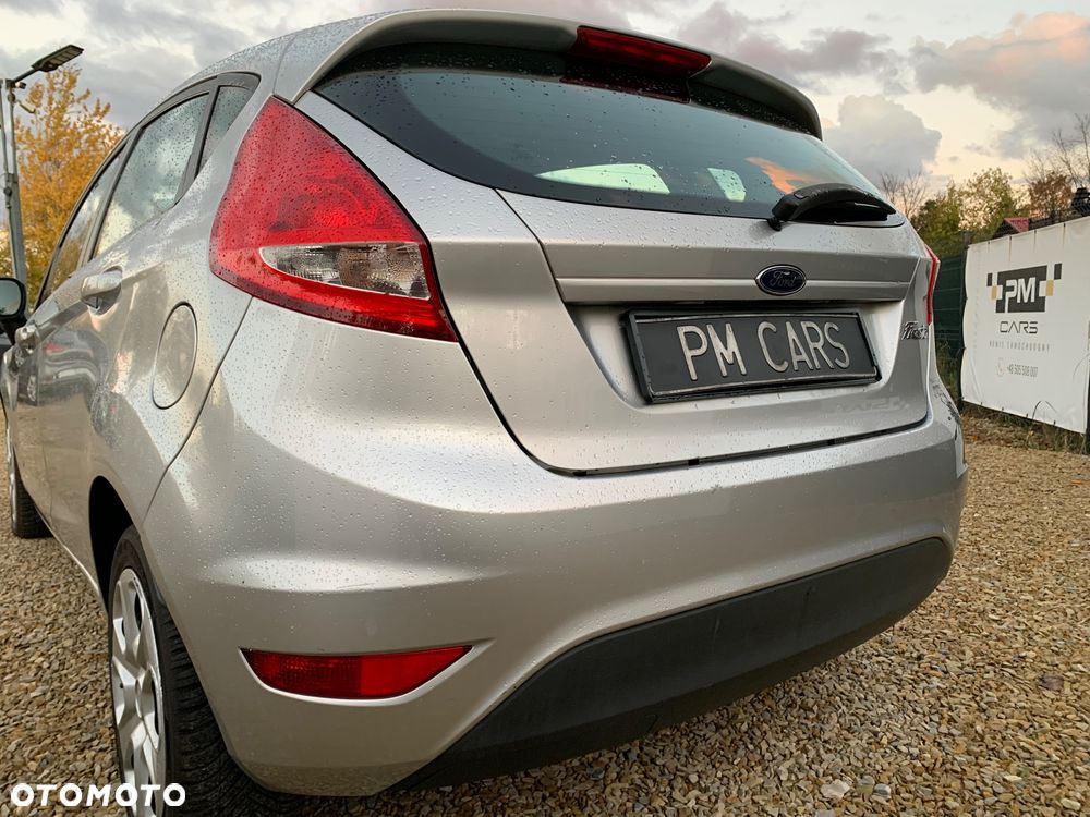 Ford Fiesta 1.4 Trend - 21