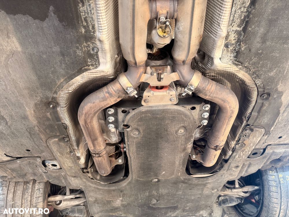 Porsche Panamera - 40