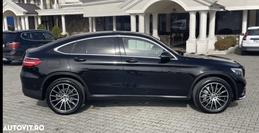 Mercedes-Benz GLC Coupe 250 d 4Matic 9G-TRONIC AMG Line - 22