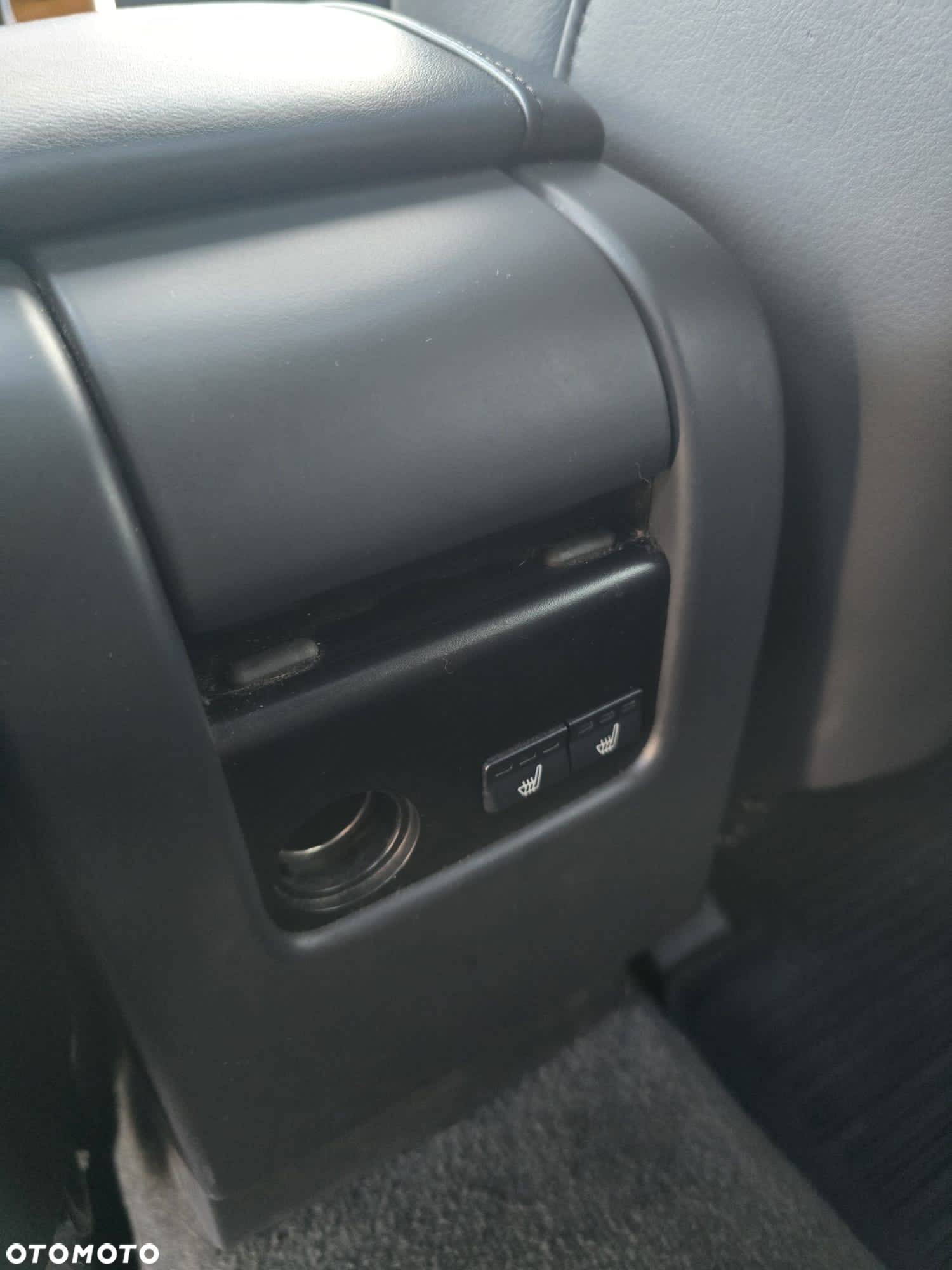 Volvo XC 60 - 25