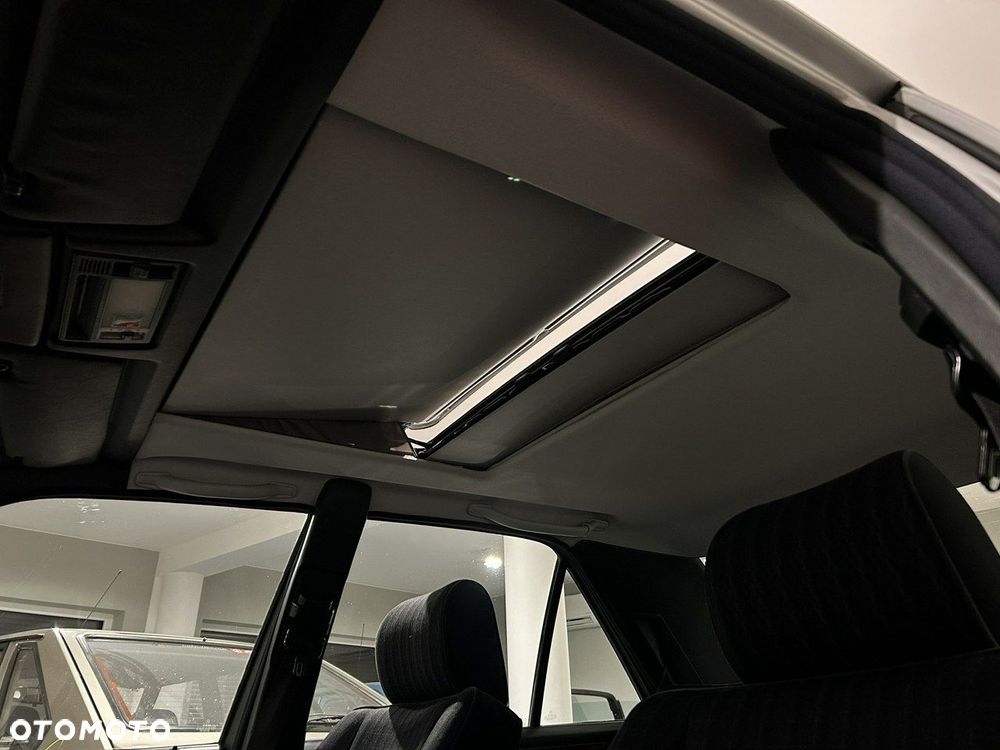 Mercedes-Benz W124 (1984-1993) - 18