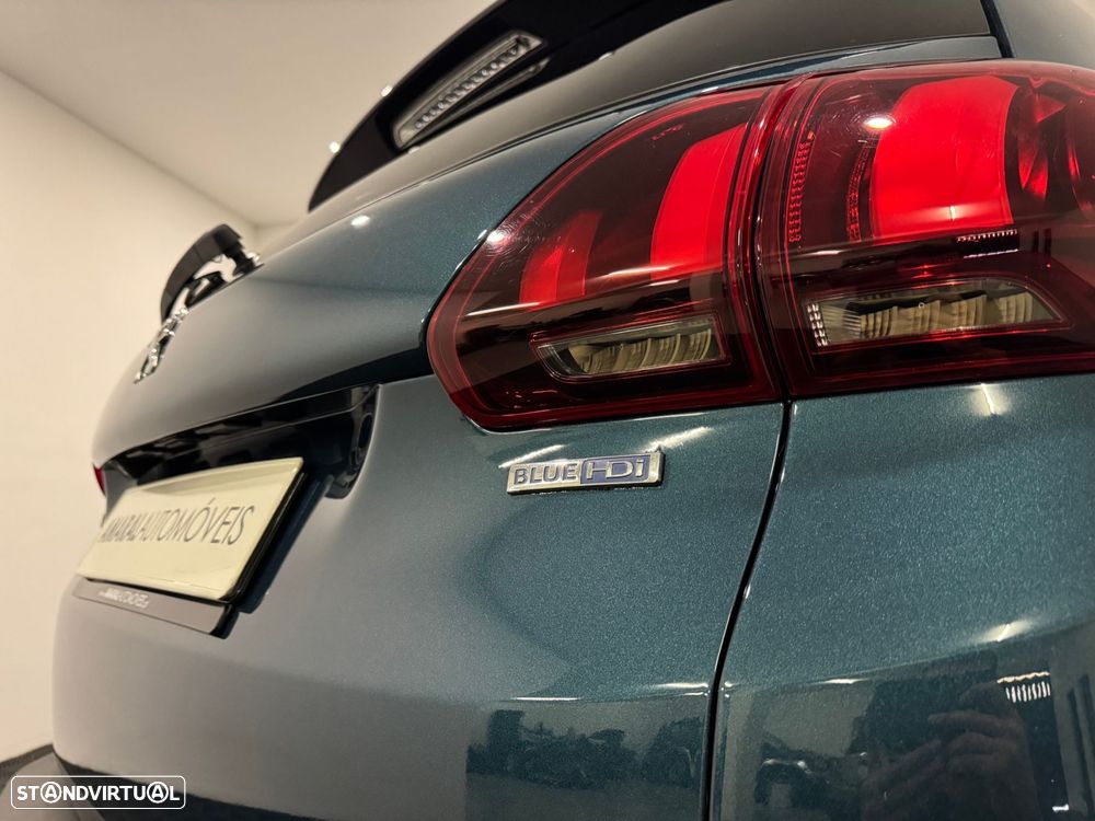 Peugeot 2008 1.6 BlueHDi Style - 24