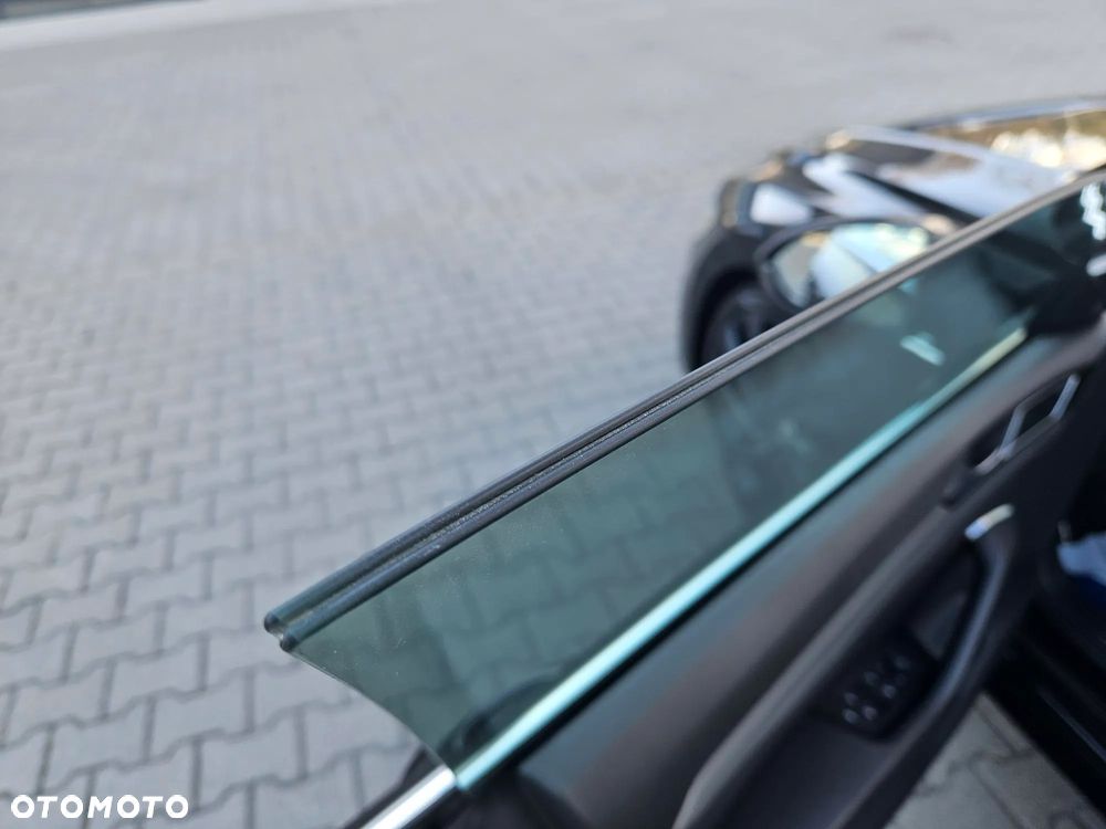 Volkswagen Arteon 2.0 TDI SCR R-Line DSG - 13