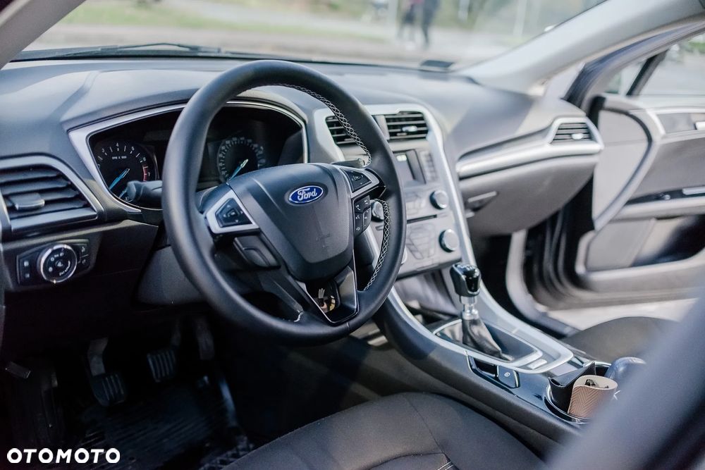 Ford Mondeo 1.5 EcoBoost Titanium - 8