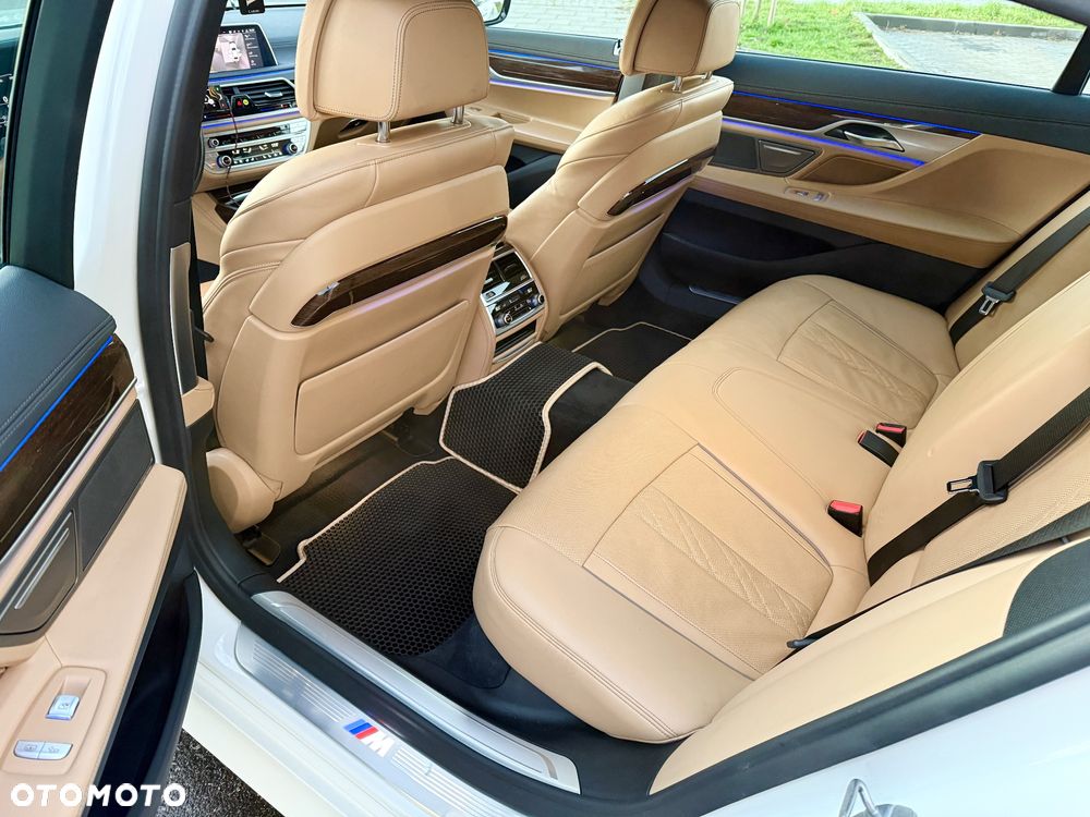 BMW Seria 7 750Li xDrive sport - 7