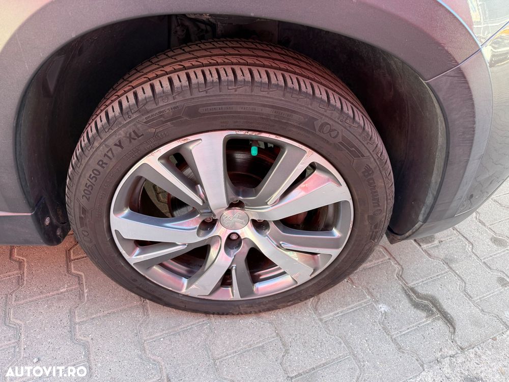 Peugeot 2008 PureTech 110 Stop&Start Style - 33