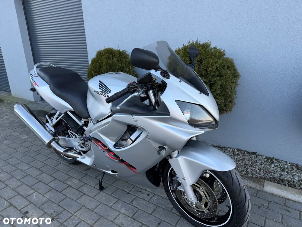 Honda CBR - 4