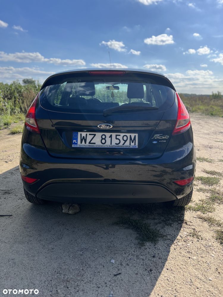 Ford Fiesta - 17