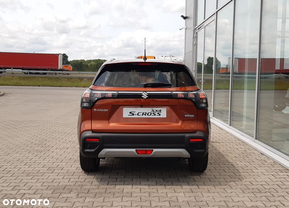 Suzuki S-Cross 1.4 BoosterJet mHEV Premium Plus SP - 4