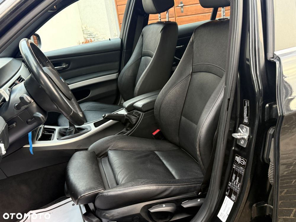 BMW Seria 3 320d xDrive - 6