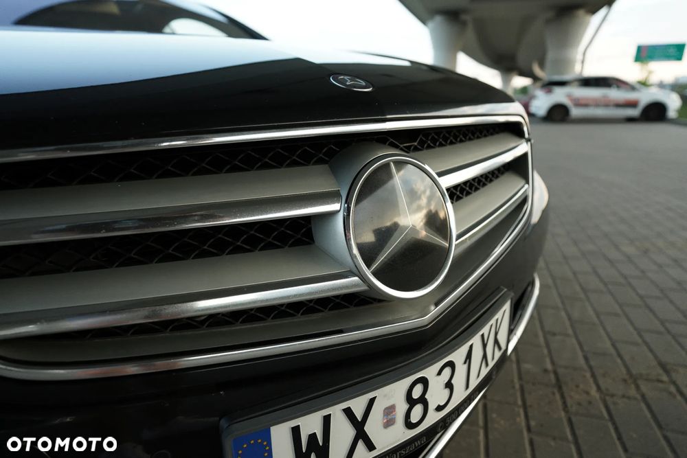 Mercedes-Benz CL 500 4-Matic BlueEff - 16