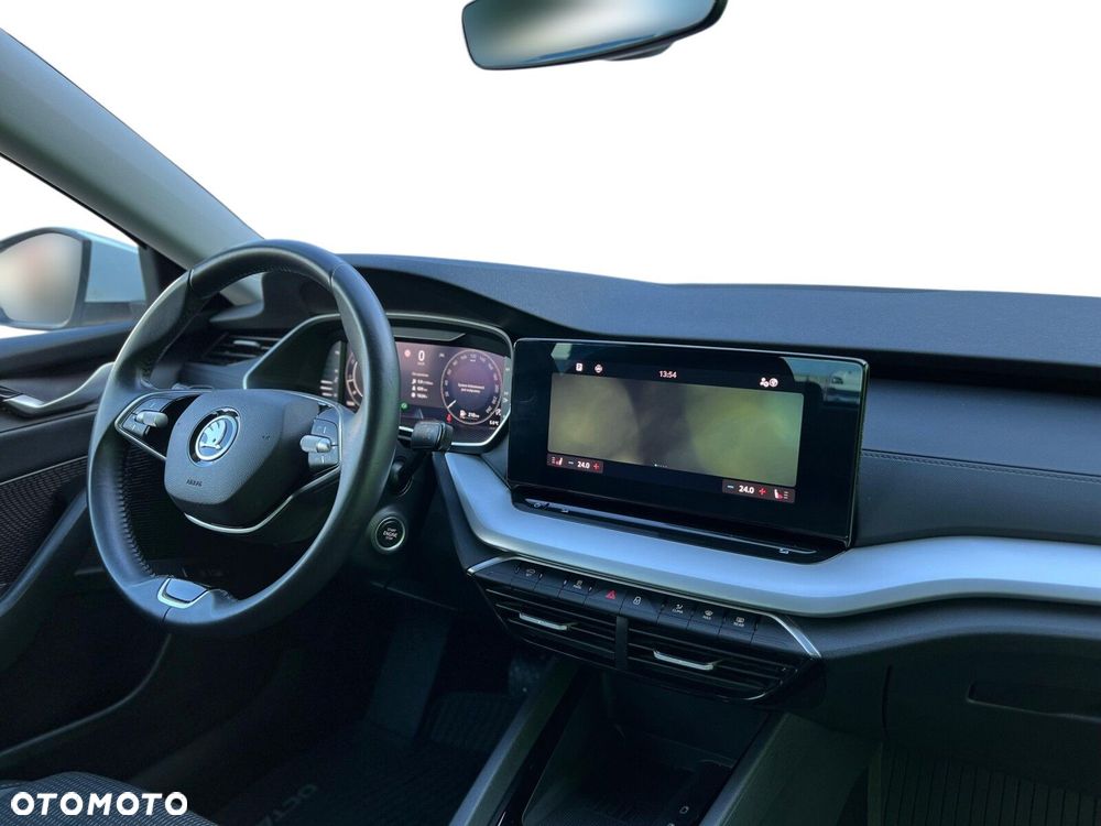 Skoda Octavia 2.0 TDI Selection DSG - 14
