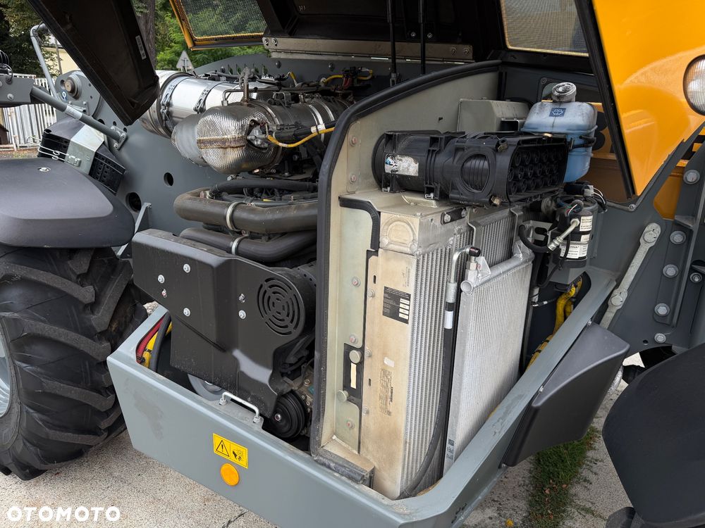 Liebherr Ładowarka Teleskopowa T36-7s - 17