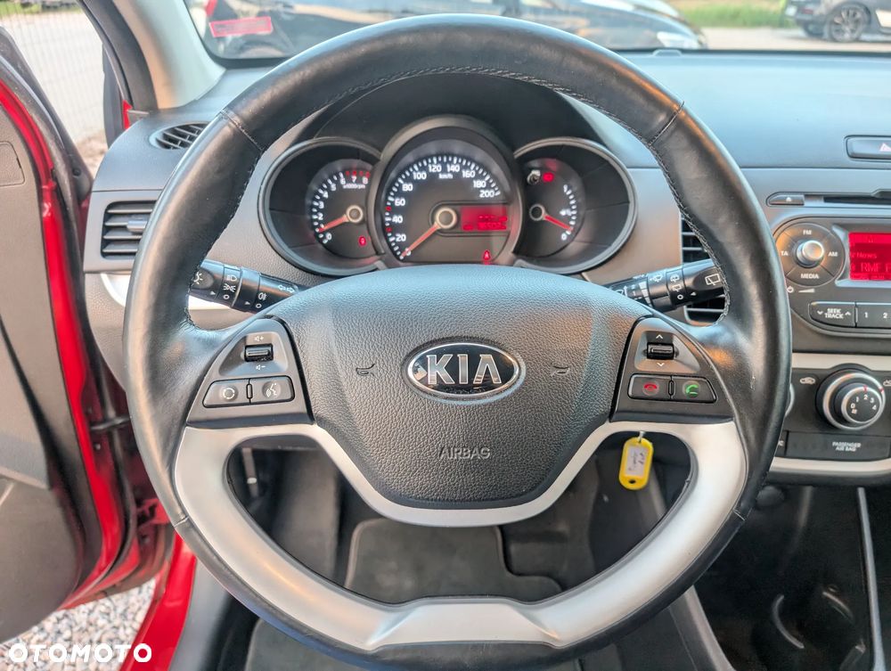 Kia Picanto 1.0 Dream Team Edition - 17