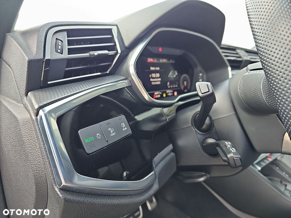 Audi Q3 - 11