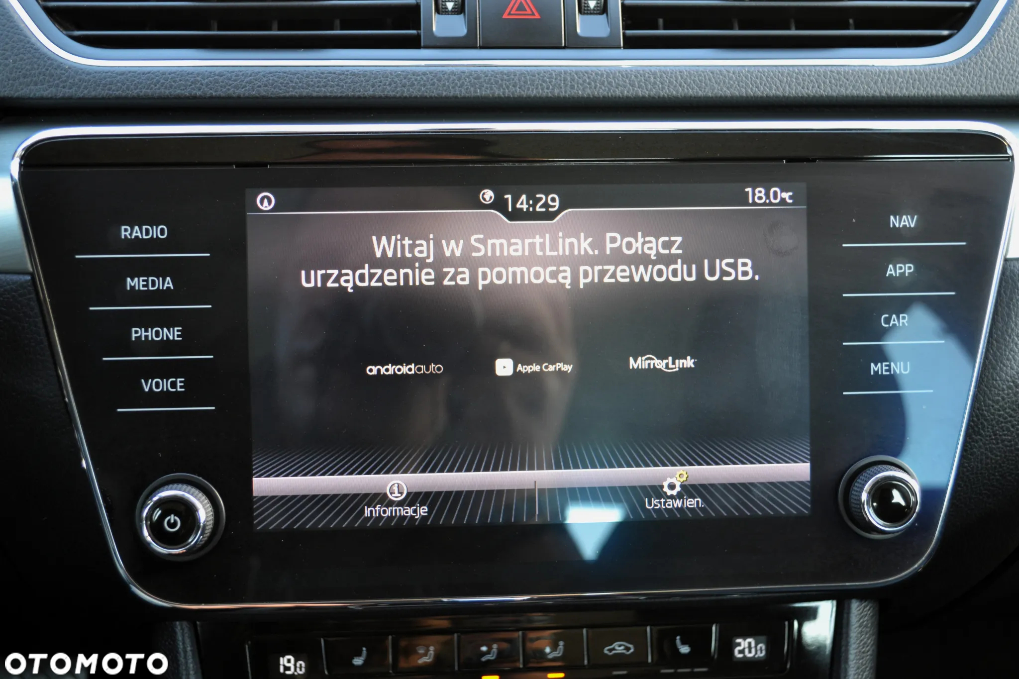 Skoda Superb 2.0 TSI Ambition DSG - 18