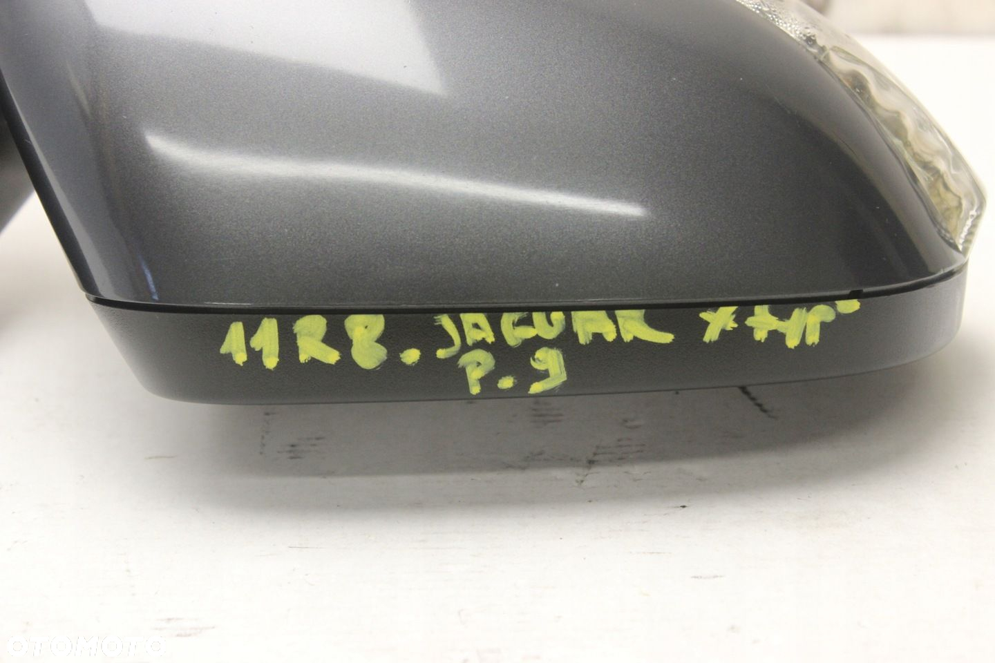 LUSTERKO PRAWE JAGUAR X-TYPE LIFT 07R- 9 PIN - 7