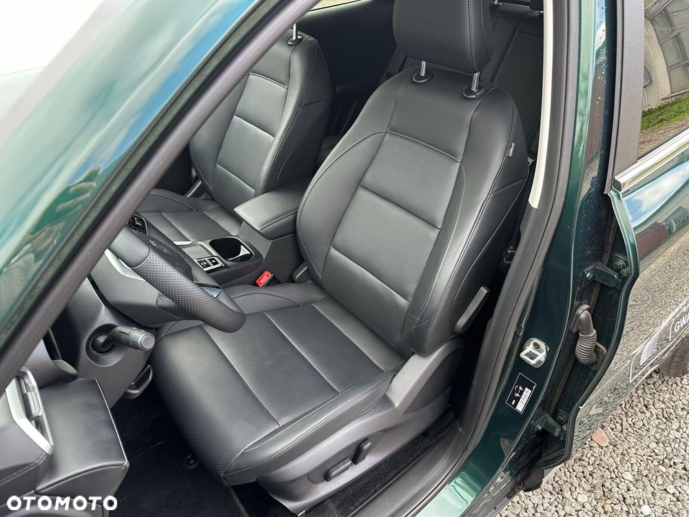 MG ZS 1.5 HEV+ Exclusive - 12